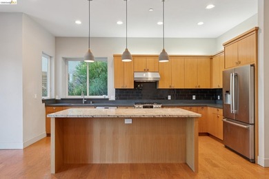 Contractor Special/ Fixer! Incredible Opportunity in the - photo 4