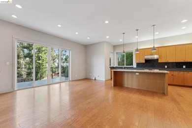 Contractor Special/ Fixer! Incredible Opportunity in the - photo 5