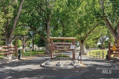 This stunning home in the gated community Kanaka Rapids blends - photo 46