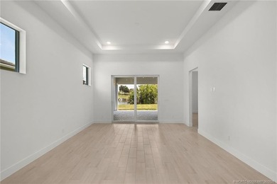Move-in ready, NEW construction by TRUST HOMES. This 3/2/2/ lake - photo 12