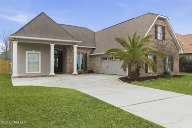Welcome to this beautifully maintained 5-bedroom, 3-bathroom - photo 5