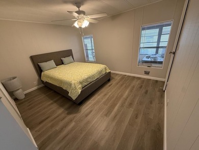 Stunning remodel in Sunny South Estates, 55+ Community, 2BR/2BA - photo 15