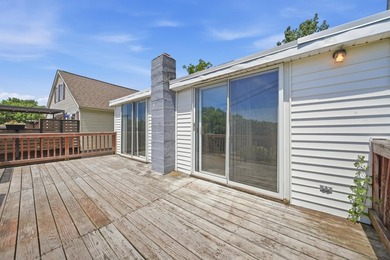 Wake up to sweeping views of Pine Island Pond from this charming - photo 19