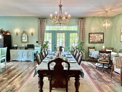 NEW PRICE!!!!!! Discover the perfect blend of elegance and - photo 20