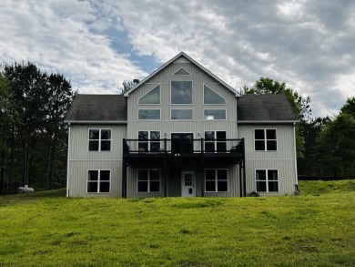 Lake Home For Sale in Lincolnton, Georgia