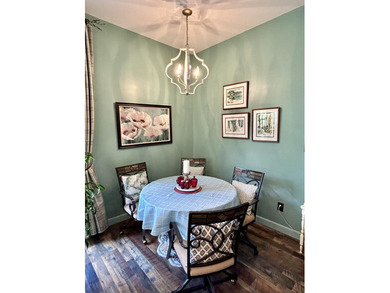 NEW PRICE!!!!!! Discover the perfect blend of elegance and - photo 22