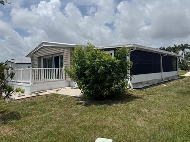 Stunning remodel in Sunny South Estates, 55+ Community, 2BR/2BA - photo 22
