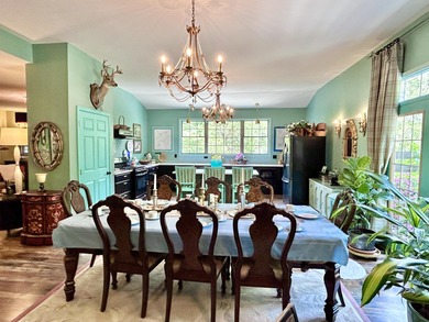 NEW PRICE!!!!!! Discover the perfect blend of elegance and - photo 23