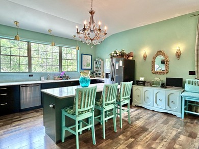 NEW PRICE!!!!!! Discover the perfect blend of elegance and - photo 24