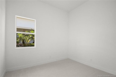 Move-in ready, NEW construction by TRUST HOMES. This 3/2/2/ lake - photo 27
