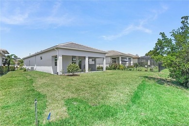 Move-in ready, NEW construction by TRUST HOMES. This 3/2/2/ lake - photo 41