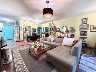 NEW PRICE!!!!!! Discover the perfect blend of elegance and - photo 43