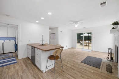Welcome to The Coastline Cottage at 50 Coastline Drive in Inman - photo 9