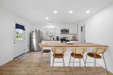 Welcome to The Coastline Cottage at 50 Coastline Drive in Inman - photo 10