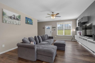 Looking for a move-in ready home on over an acre in the heart of - photo 8
