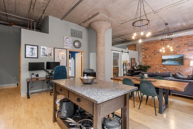 Welcome to Sexton Lofts, a charming piece of history built in - photo 9