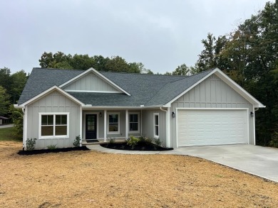 Whispering Winds Lake Home For Sale in Jamestown Tennessee