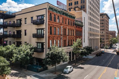 Perfectly positioned in the heart of downtown, this exceptional