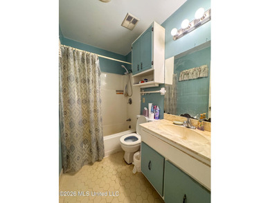 Escape to the peace and privacy of country living at 141 Oakdale - photo 19