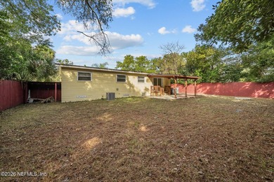 Great opportunity for first-time homebuyers. Concrete-block home - photo 22