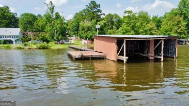 This charming 3-bedroom, 2-bath home on the south end of Lake - photo 6