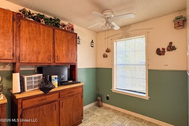 Escape to the peace and privacy of country living at 141 Oakdale - photo 31