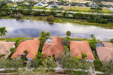 Beautiful LAKEFRONT home in Weston Hills Country Club, ready to - photo 33