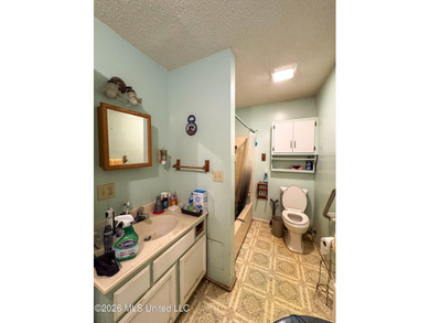 Escape to the peace and privacy of country living at 141 Oakdale - photo 35