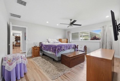 Beautifully upgraded villa in the sought-after CYPRESS ESTATES - photo 5