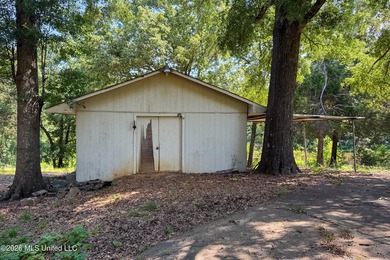 Escape to the peace and privacy of country living at 141 Oakdale - photo 43