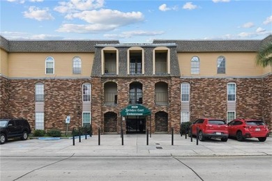 Lake Pontchartrain Condo For Sale in Metairie Louisiana