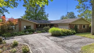 Lake Home For Sale in Leesburg, Indiana