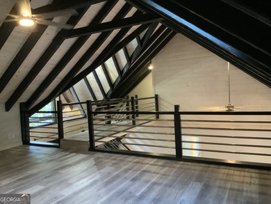 Rustic Elegance Meets Modern Comfort in North Georgia Real Logs - photo 11