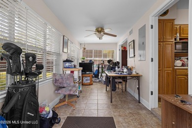 Located just blocks from the courthouse in the heart of downtown - photo 13