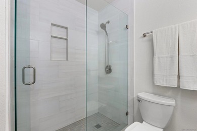 Rare single-level home on a quiet cul-de-sac just a stone's - photo 14