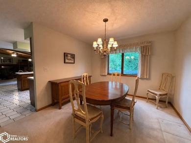 This one has it ALL! Enjoy quiet cul-de-sac living with room for - photo 7