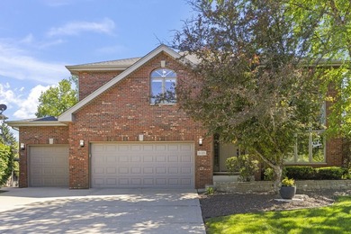 (private lake, pond, creek) Home Active Under Contract in Orland Park Illinois