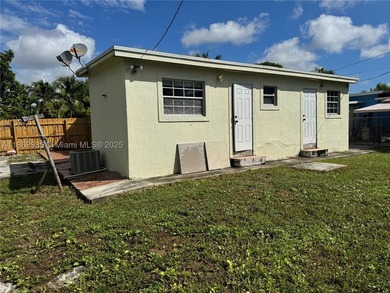 Great investment opportunity! Single-family home for sale AS-IS - photo 22
