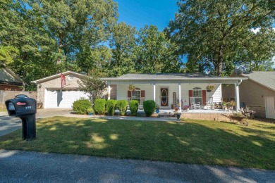 Lake Home For Sale in Hot Springs, Arkansas