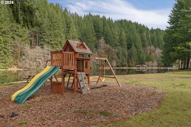 Life is good at the serene Fishhawk Lake! Set along the deer and - photo 42