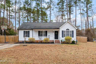 Holt Lake Home For Sale in Four Oaks North Carolina