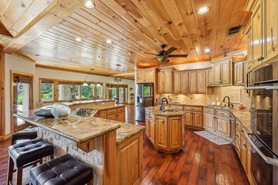 Experience luxury living in this stunning 3 bedroom, 3 full & 2 - photo 16