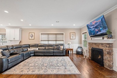 157 Walnut presents a rare opportunity to move right into a - photo 17