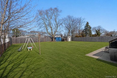Welcome home to this beautifully maintained 4 bedroom, 2 full - photo 19