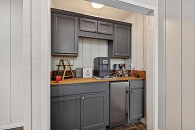 Located on beautiful Cinco Bayou, with 6128 total sqft, 228 - photo 20