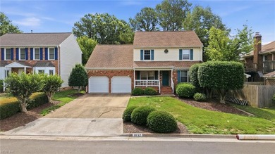 Spacious 4 Br, 2 1/2 bath colonial style single family home at - photo 1