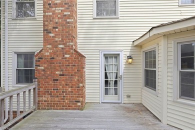 Spacious 4 Br, 2 1/2 bath colonial style single family home at - photo 8