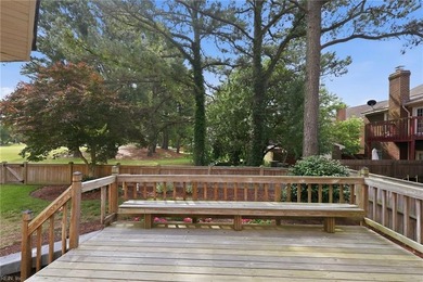 Spacious 4 Br, 2 1/2 bath colonial style single family home at - photo 9