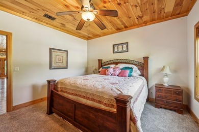 Experience luxury living in this stunning 3 bedroom, 3 full & 2 - photo 41