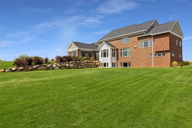 Set on an extraordinary 22.55-acre private estate, this - photo 2